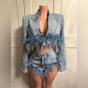 Area Feathered Trim Set